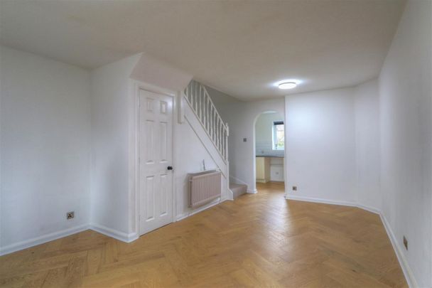 2 BED House To rent - Photo 1