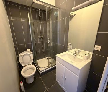 Location Appartement 2 pièces 42m² CHALAMONT 01320 - Photo 4