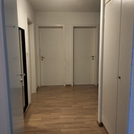 4 Zimmer-Wohnung mit grossem Balkon im Grünen - Foto 1