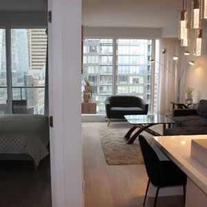 Superbe Condo dans la tours des Canadiens 3 - Photo 2