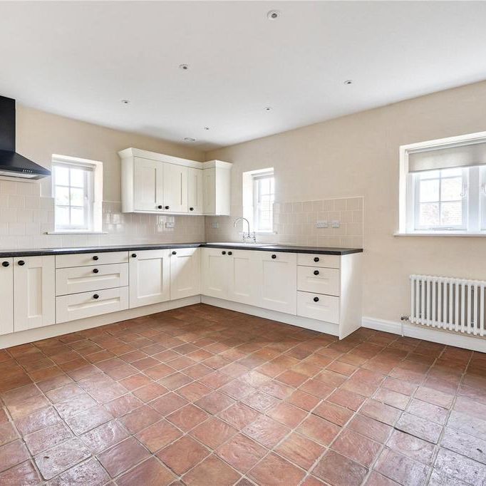 3 bedroom detached house to rent - Photo 1