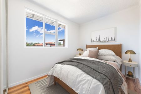 Modern 3-Bed Apartment with North-Facing Balcony in Hillsdale - Photo 5