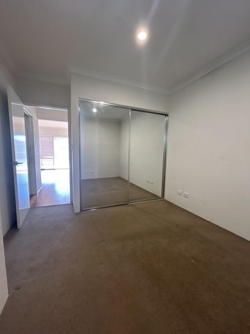 Modern 2x1 Unit in Cloverdale – Comfortable & Convenient Living! - Photo 2