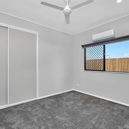 UNFURNISHED IMMACULATE HOME READY TO RENT! - Photo 5