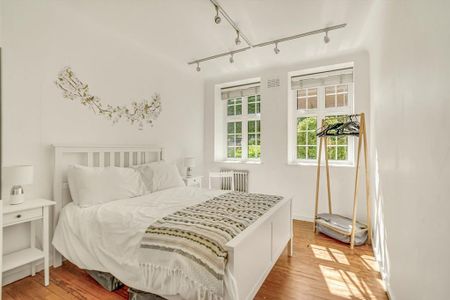 3 bedroom flat to rent - Photo 5