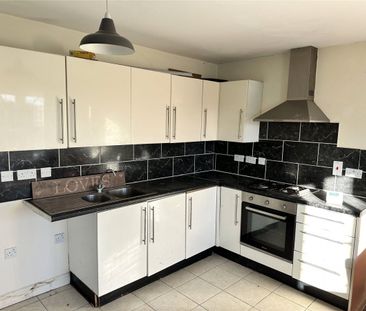 Carrholme Court, King Cross, Halifax, HX1 - Photo 5