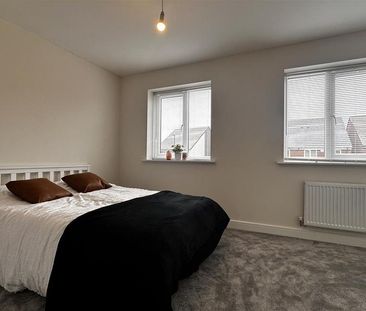 2 bedroom terraced house to rent - Photo 3