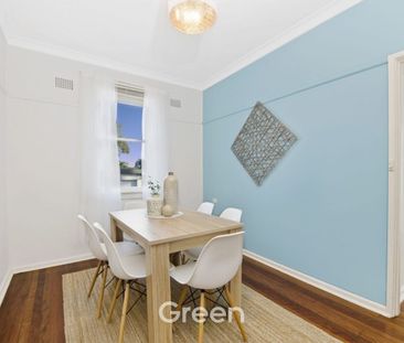 Full Brick 3-Bedroom Family Home Offering Space, Comfort & Lifestyl... - Photo 3