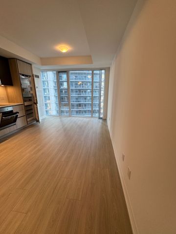 For Lease - 8 Widmer Street Unit# 1708, Toronto, Ontario - Photo 4