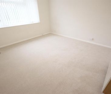 1 Bedroom Flat/Apartment To Let - Photo 3