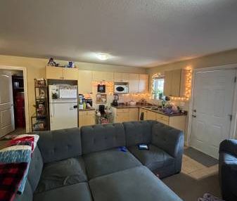 Basement for Rent (West Abbotsford) 1650/Month - Photo 3