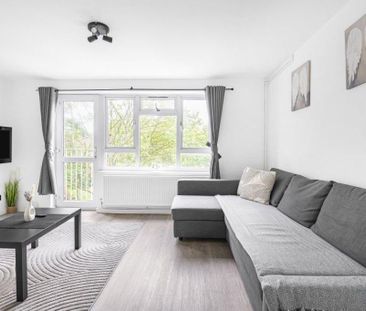 2 bedroom flat to rent - Photo 3