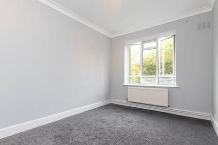 3 Bed Flat, Mapesbury Road, NW2 - Photo 2