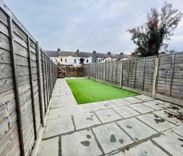 2 bedroom terraced house to rent - Photo 6