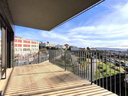 Luxury Apartment for rent in Esplugues de Llobregat, Spain - Photo 4