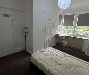 Conference Road, Armley, Leeds, LS12 - Photo 3
