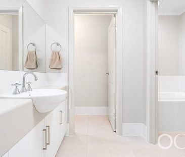 Open the Door to Modern Living in a Prime Location - Photo 3