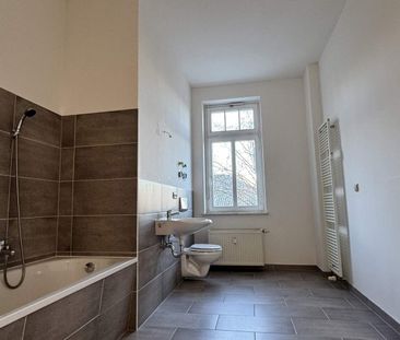 ++Frisch saniertes und 1 Zimmerappartment mit offener Küche am Alau... - Photo 3