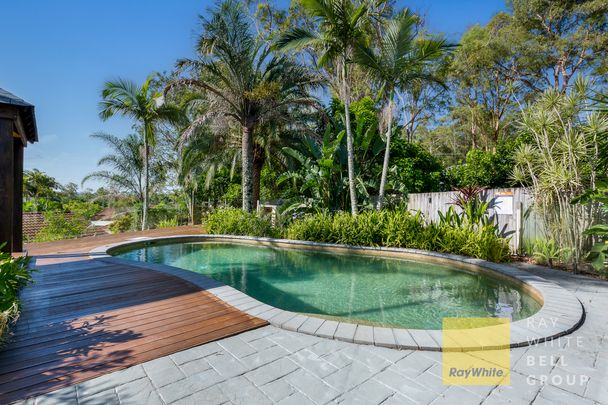 6 Strathford Court, Parkwood QLD 4214 - House For Rent | Domain - Photo 1