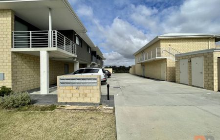 6B/4 Adnata Road, BEELIAR WA 6164 - Photo 4