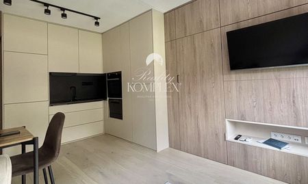 Iba u nás Vám Reality KOMPLEX s.r.o., ponúka na prenájom štýlový jednoizbový byt neďaleko od centra mesta Komárno. - Photo 3