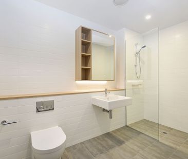 402/10 Aviators Way, Penrith - Photo 2