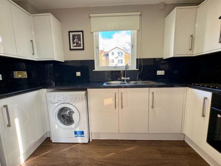 1 bedroom flat to rent - Photo 4