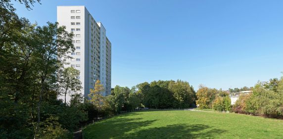 Lumineux studio dans un quartier calme et verdoyant - Photo 2