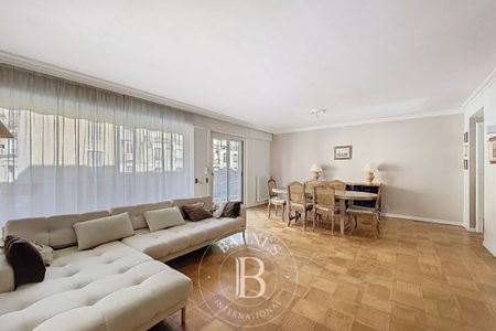 Appartement à louer à Paris 15Ème - Photo 4