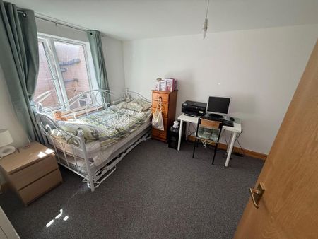 2 bedroom terraced house to rent - Photo 2