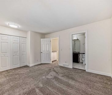 148 Castlegreen Close Northeast, Calgary - Photo 2