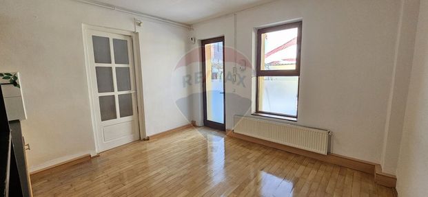 Casa de inchiriat in Andrei Muresanu, str. Anatol France - Fotografie 1