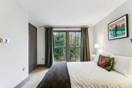 2 bedroom flat in 135 Battersea High Street - Photo 3