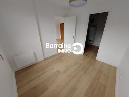 Location appartement à Saint-Pol-de-Léon, 2 pièces 30.3m² - Photo 5