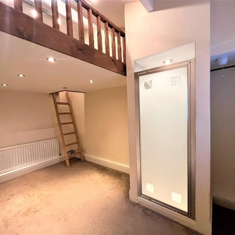 2 bedroom cottage to rent - Photo 1