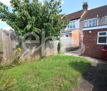 3 bedroom terraced house to rent - Photo 3