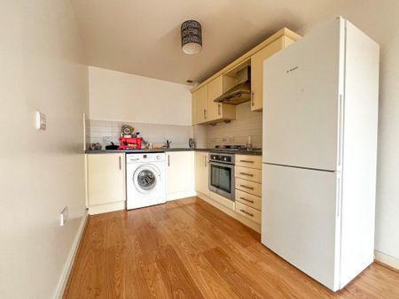 1 bedroom apartment to rent - Photo 3