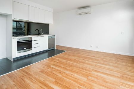 Unit 102/107 Hawke Street, West Melbourne. - Photo 5