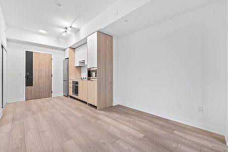 For Lease - 1007 The Queensway N/A Unit# 527, Toronto, Ontario - Photo 2