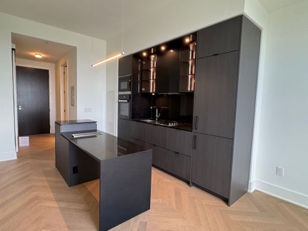 For Lease - 11 Yorkville Avenue Unit# 6203, Toronto, Ontario - Photo 2