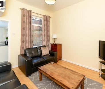 30 Deramore Avenue, Ormeau Road, Belfast, BT7 3ER - Photo 1