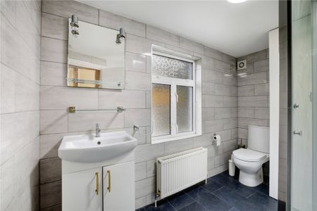 Grantham Road, London, SW9 - Photo 5