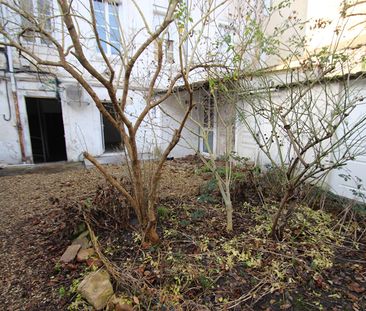 Location Appartement 1 pièce 39m² - Photo 2