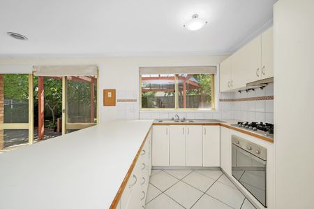 45 May Maxwell Crescent, Gilmore Australia - Photo 3