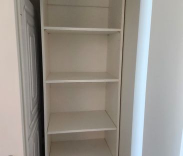 Studio for Rent 620 Coronation Avenue - Photo 3