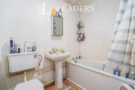 2 bedroom apartment to rent Dadswood, Harlow, CM20 - Photo 2