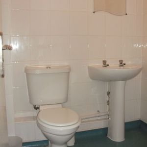 Student Flat - 9 Beds - Bradford - Photo 3