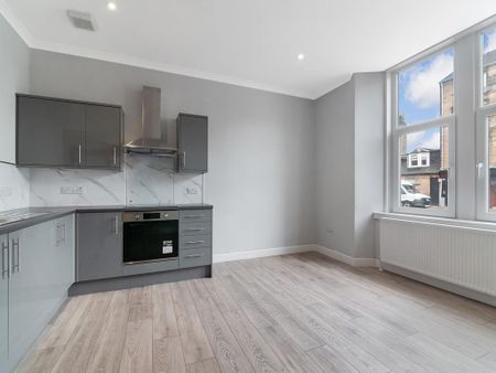 2 bedroom apartment to rent - Photo 4