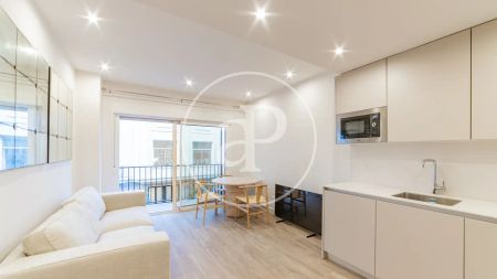 Piso de alquiler en C/ del Maestro Guerrero, Universidad - Malasaña - Photo 4