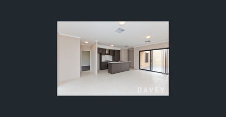 Modern Front Villa - Photo 2